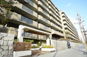 洋伸芦屋楠町マンション